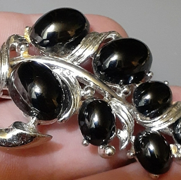 Vtg Arthur Pepper ART Black  Gripoix Cabochon Silver Cluster Pin Brooch - Picture 1 of 2